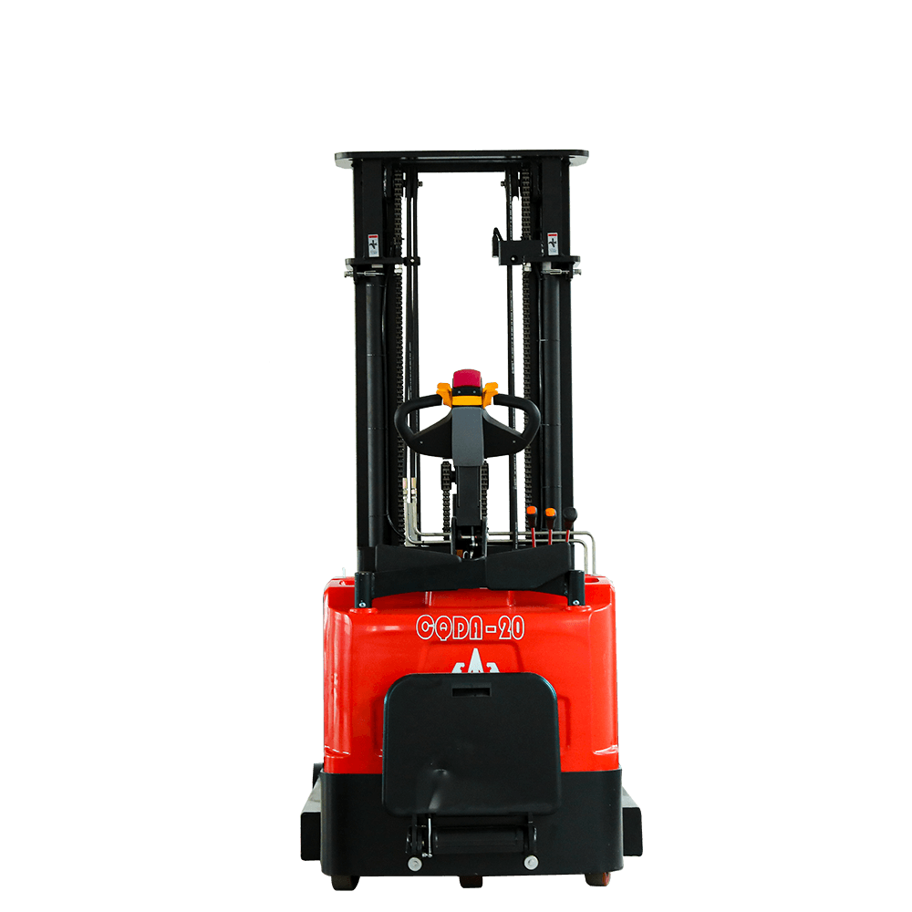 CQDA Reach stacker